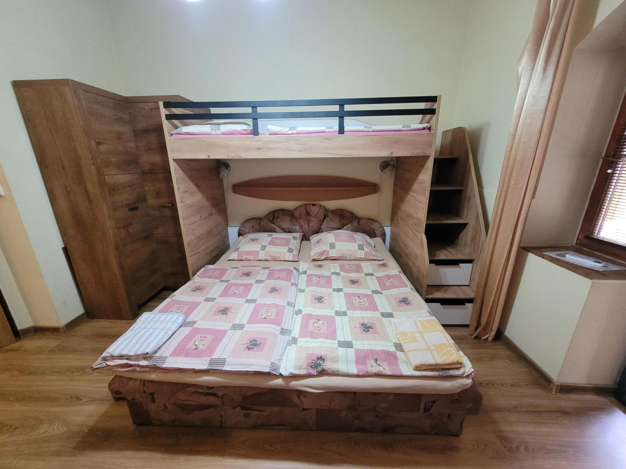 Penzion Korzo Štúrovo Bagian luar foto