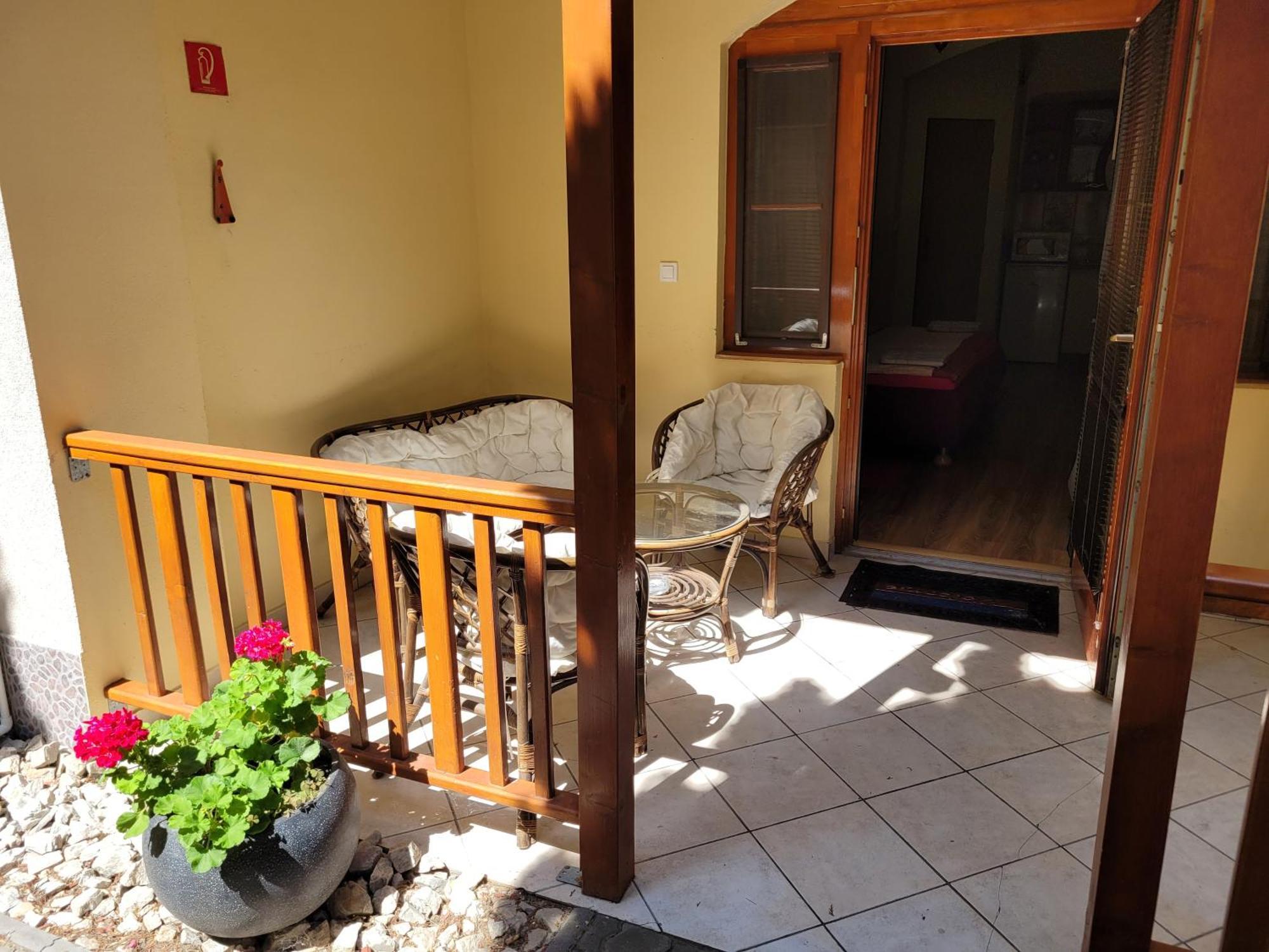 Penzion Korzo Štúrovo Bagian luar foto